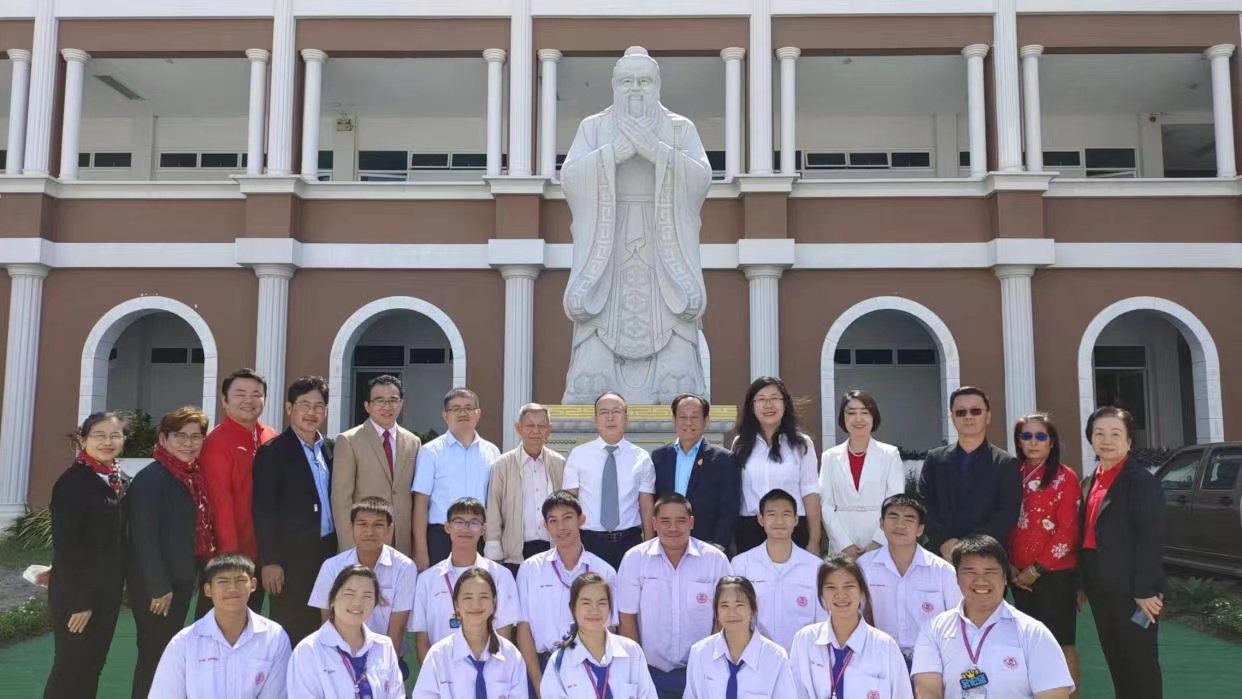 哈萨克斯坦卡拉干达布克托夫大学副校长